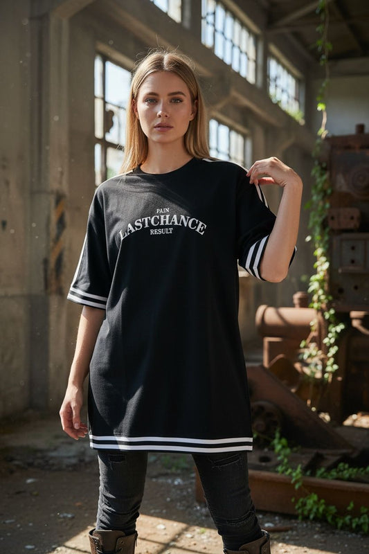B&w stripe Last Chance Oversized Tees (F)